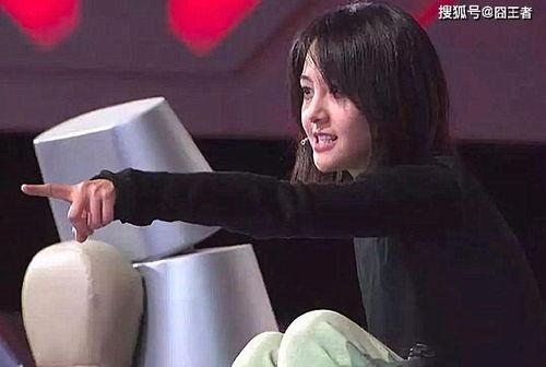 娱乐圈搬凳子吃瓜,搬凳子围观吃瓜大戏